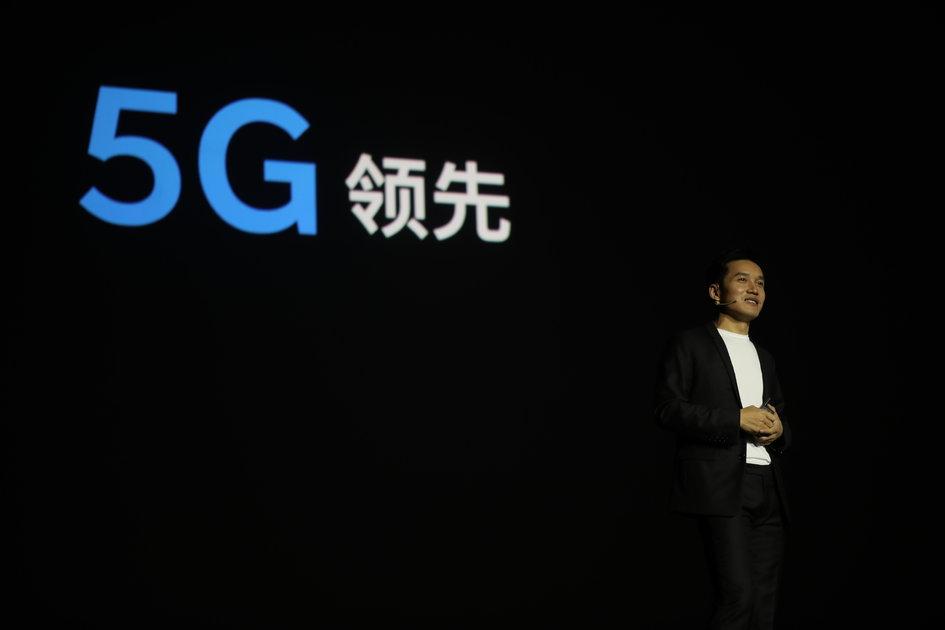 手机商，重塑通信行业的创新力量